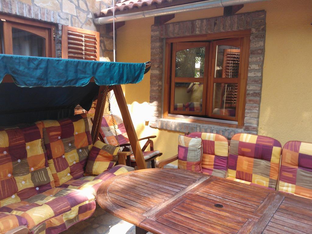 Mediterrán Apartmanház Szántód Kültér fotó