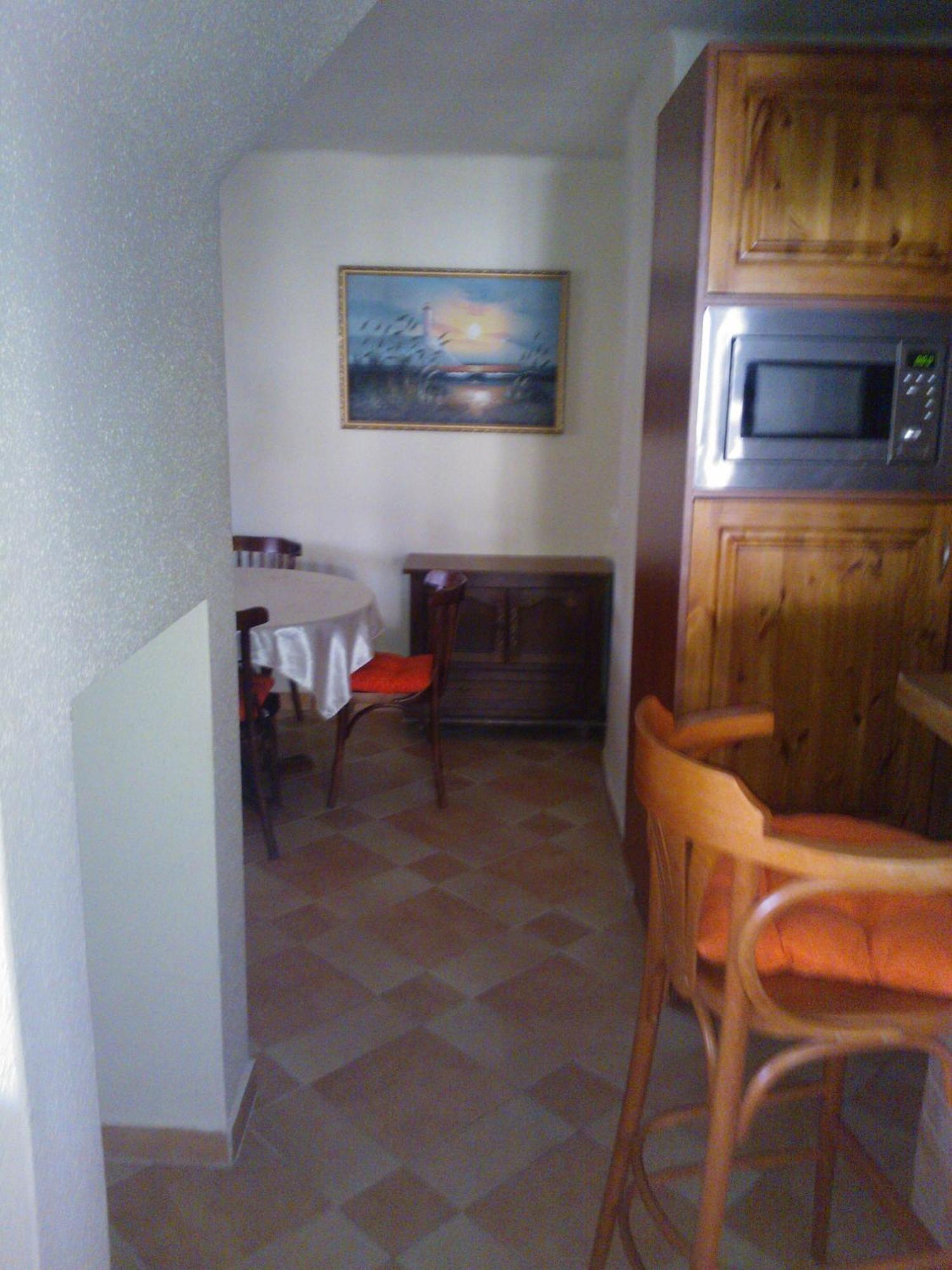 Mediterrán Apartmanház Szántód Szoba fotó